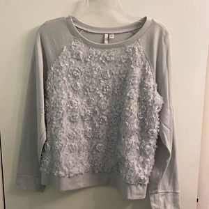 NWOT GORGEOUS LAUREN CONRAD FLORAL SWEATSHIRT